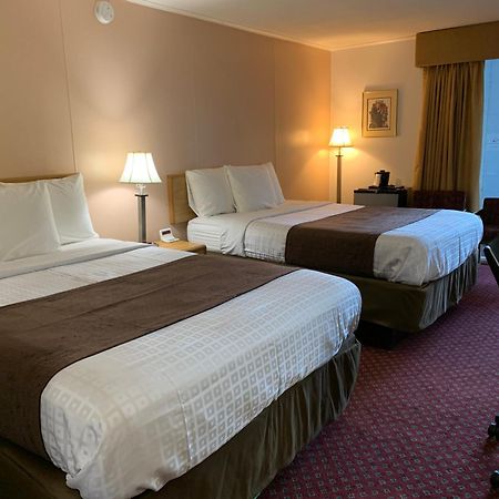 Red Carpet Inn & Suites Ebensburg Room photo