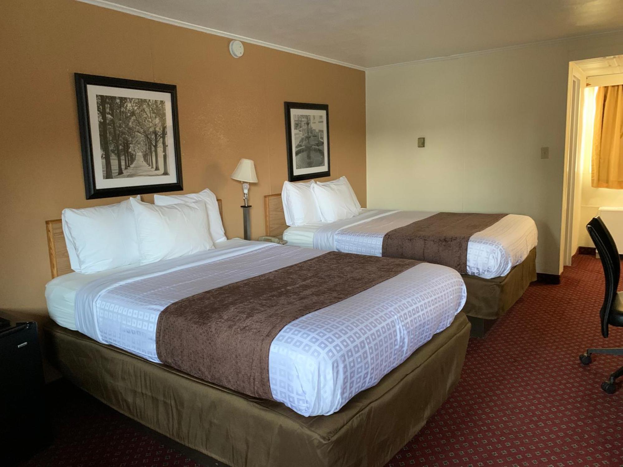 Red Carpet Inn & Suites Ebensburg Room photo