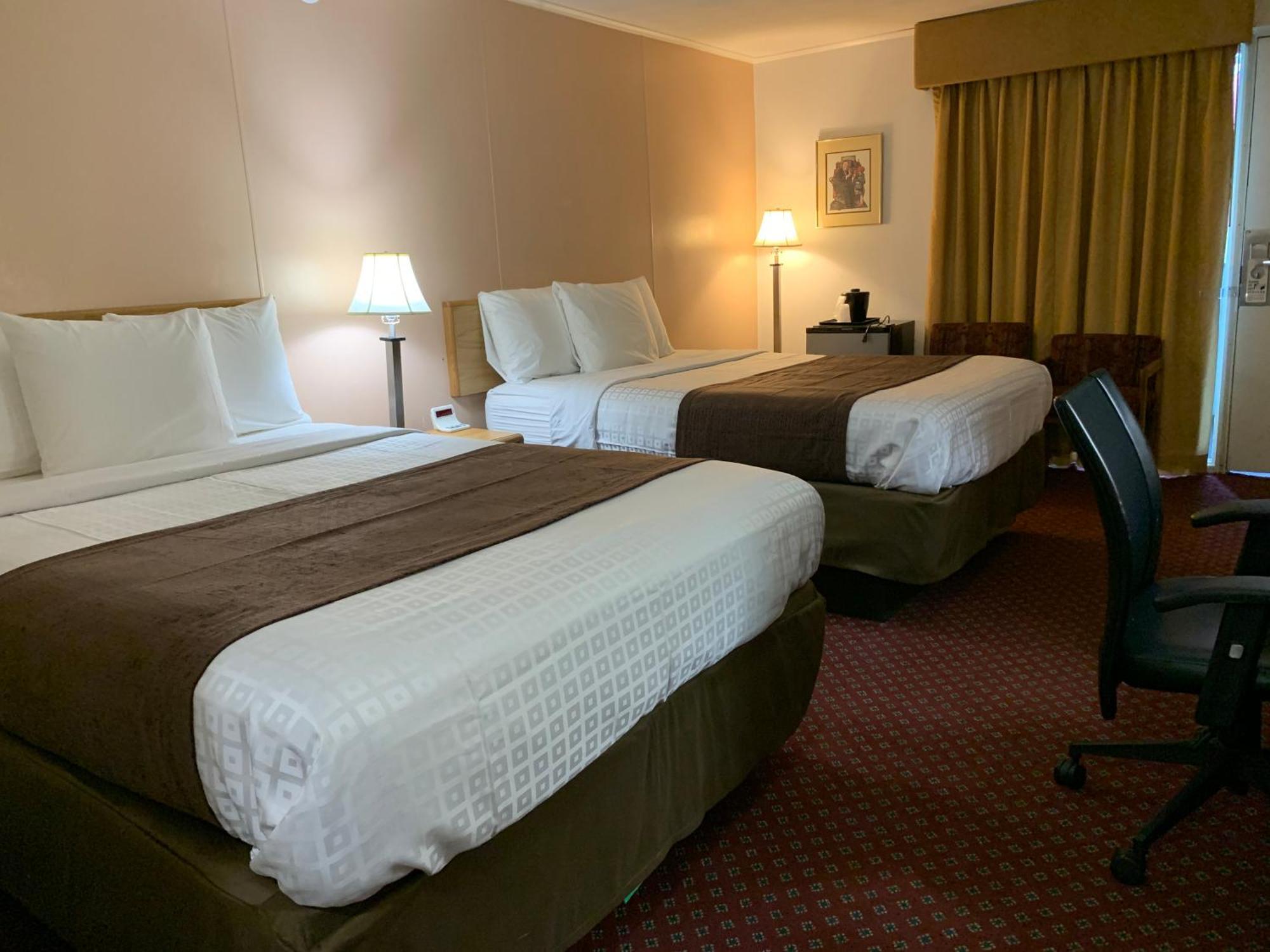 Red Carpet Inn & Suites Ebensburg Room photo