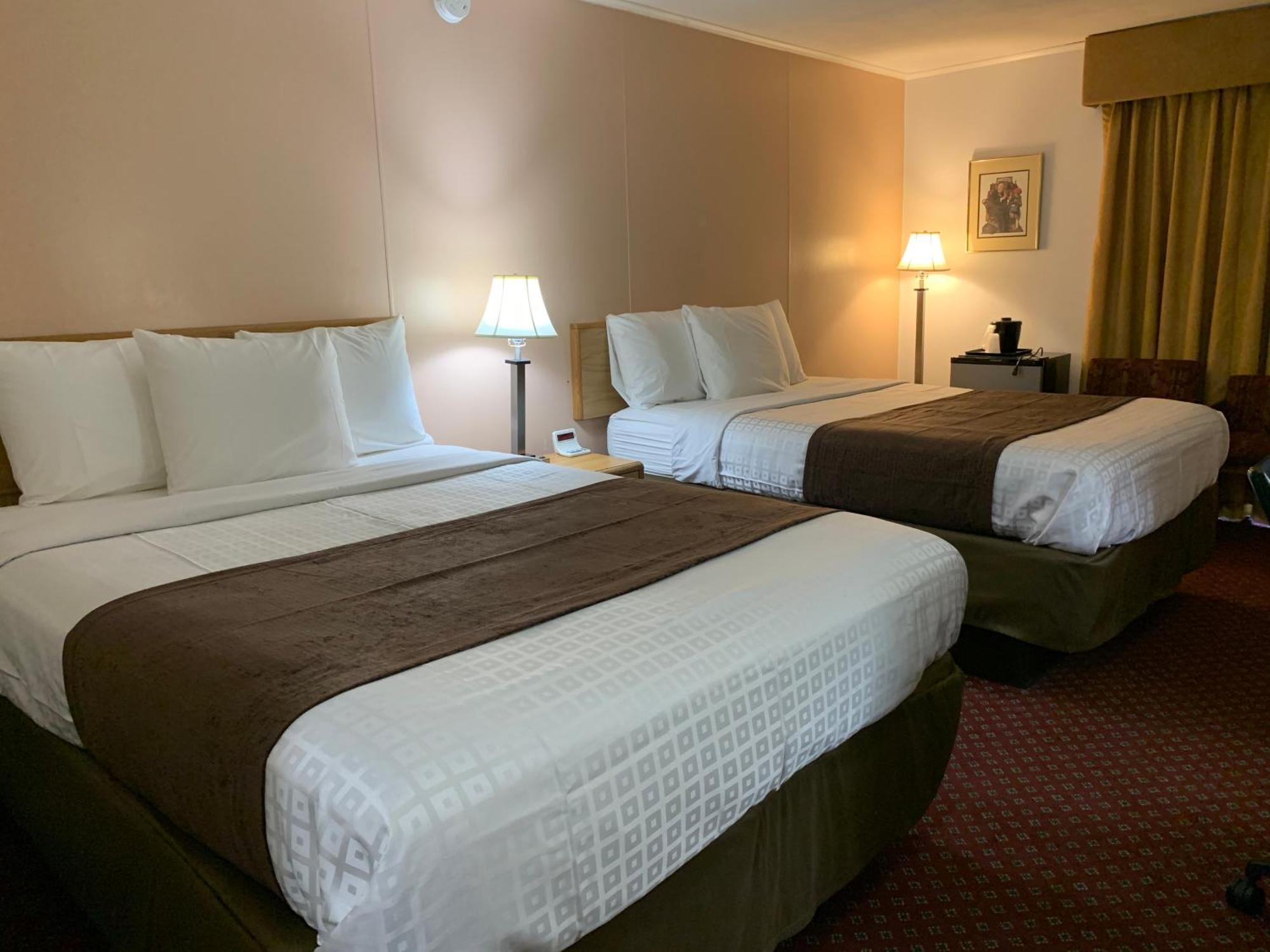 Red Carpet Inn & Suites Ebensburg Room photo