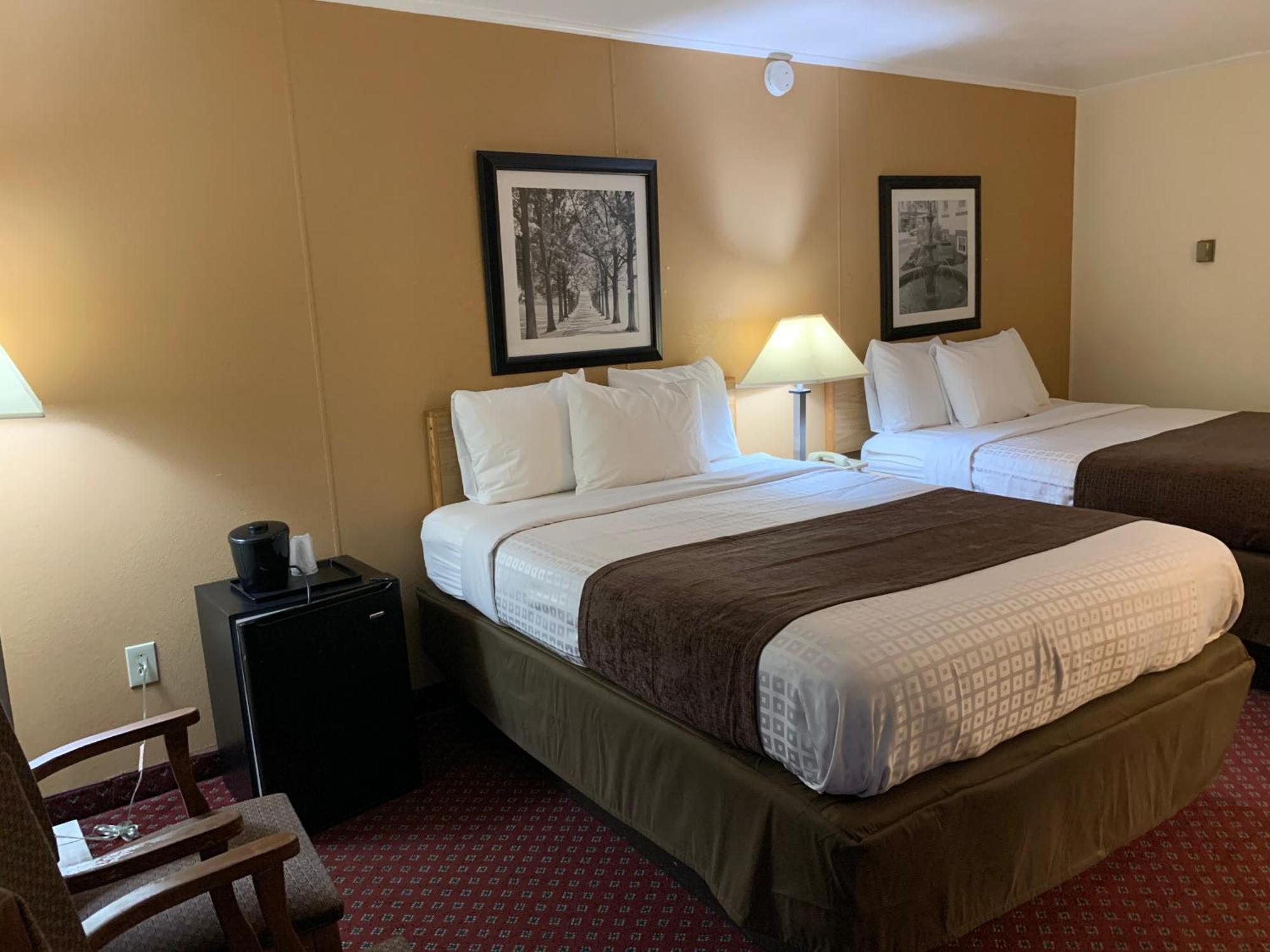 Red Carpet Inn & Suites Ebensburg Room photo