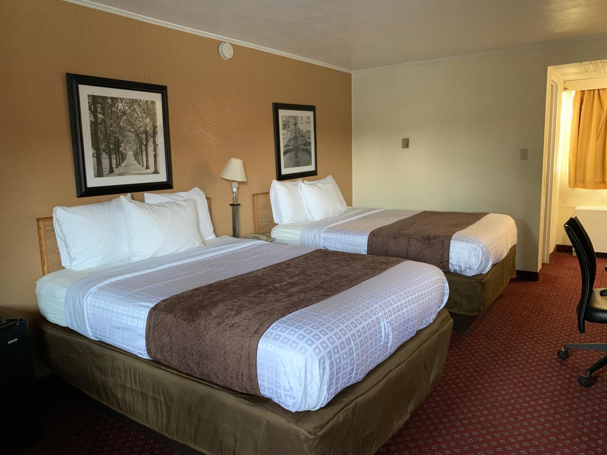 Red Carpet Inn & Suites Ebensburg Room photo