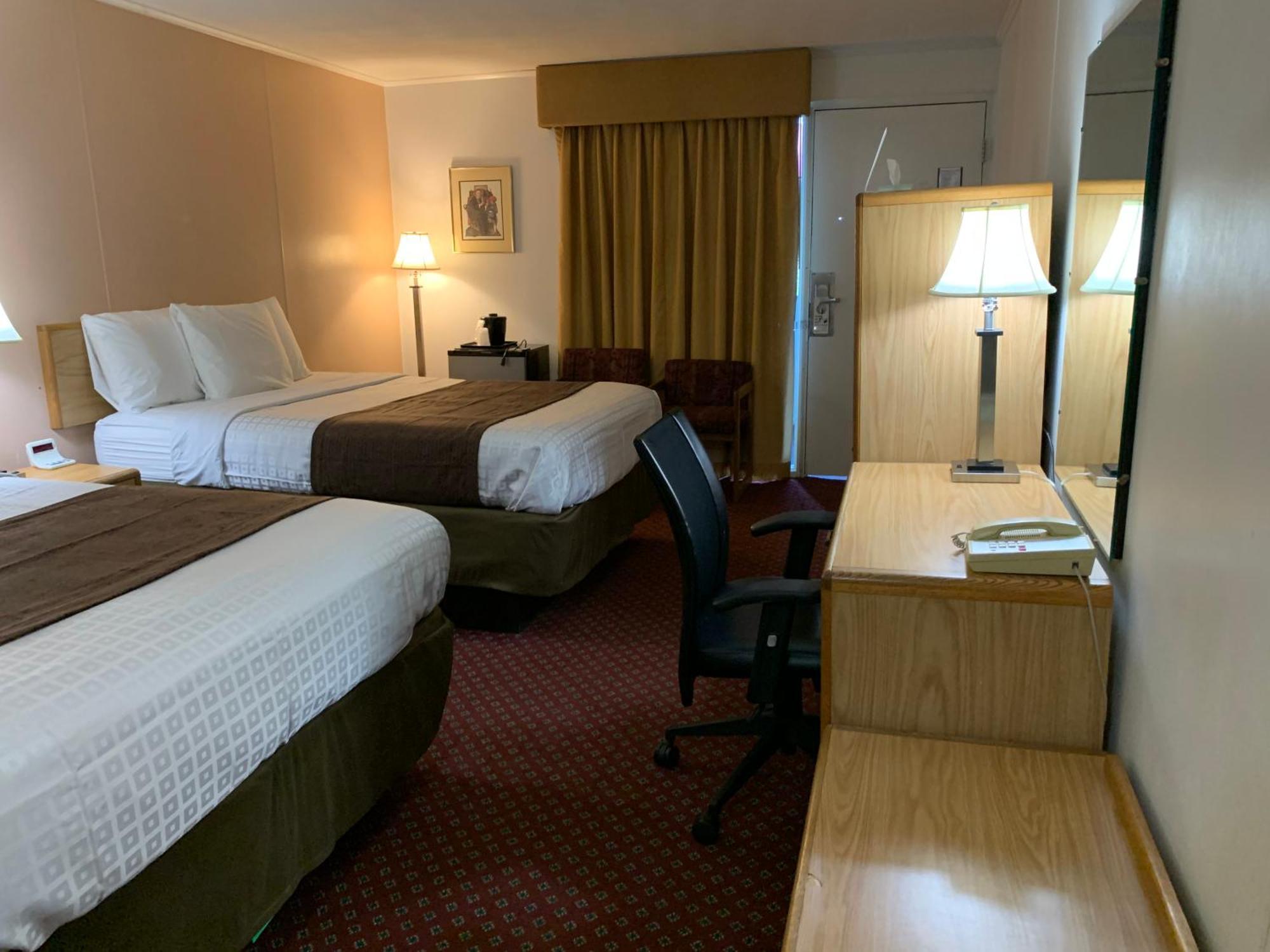 Red Carpet Inn & Suites Ebensburg Room photo